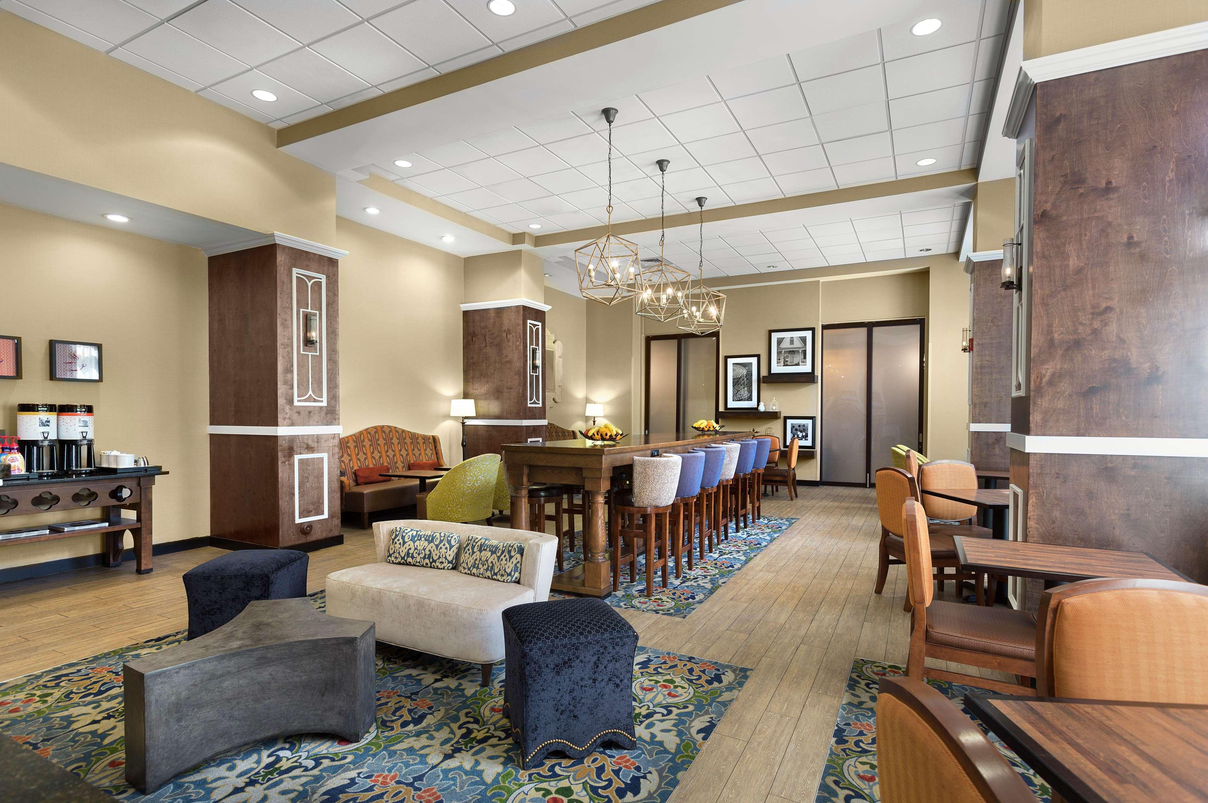 Hampton Inn Belmont At Montcross Exterior foto